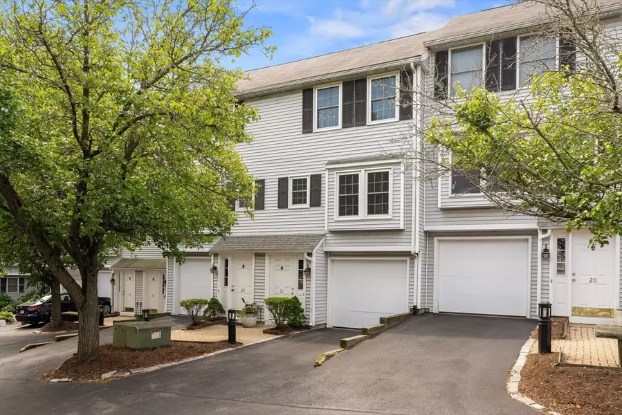 21 Fallon Ct #21, Quincy, MA 02169