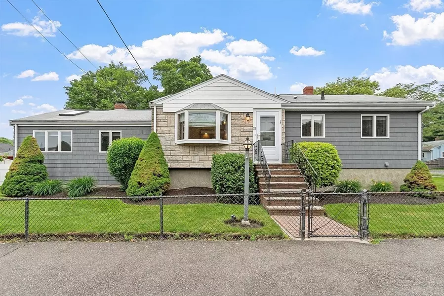 25 O'callaghan Way, Lynn, MA 01905