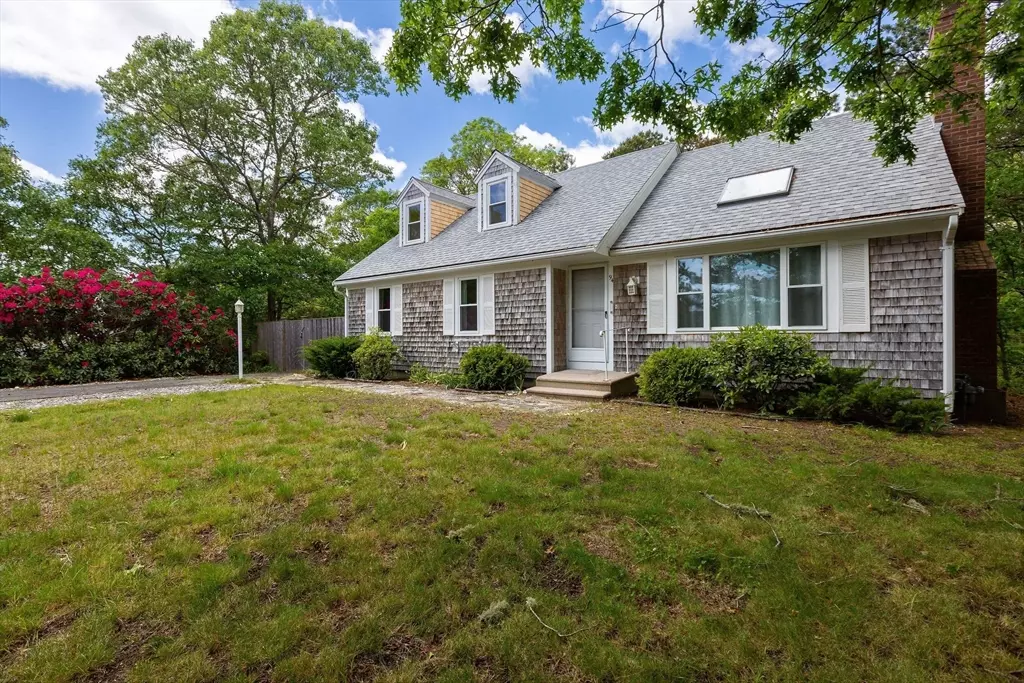 Brewster, MA 02631,94 Pine View Dr