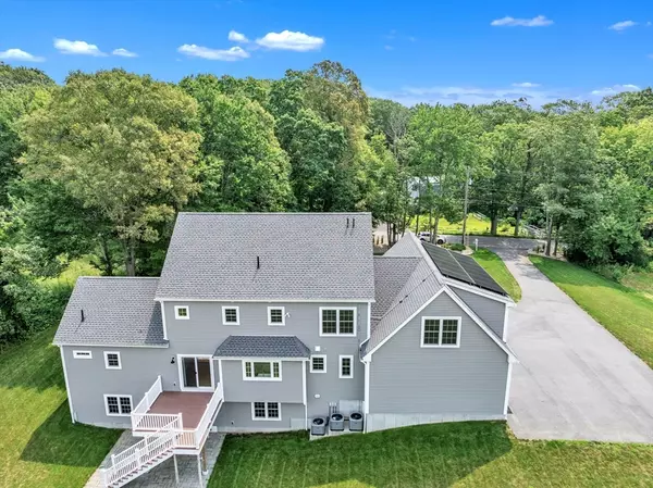 Uxbridge, MA 01569,182 Williams St