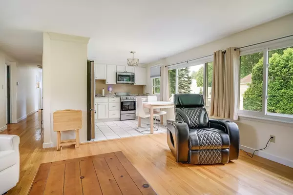Andover, MA 01810,177 Elm St