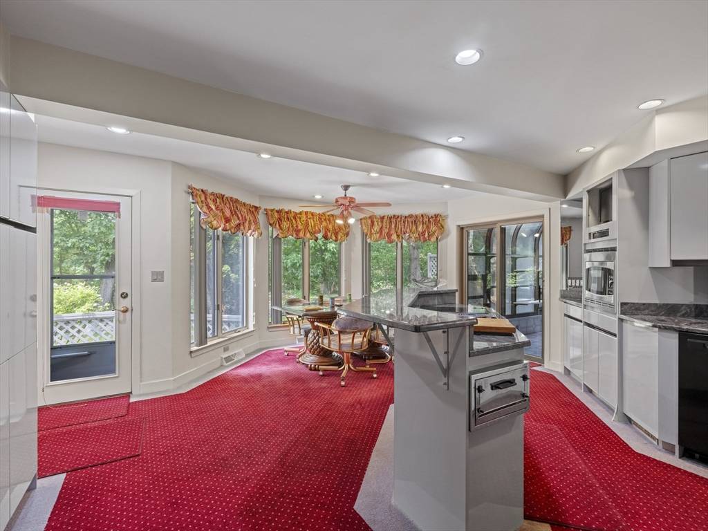 Wakefield, MA 01880,22 Orsini Dr