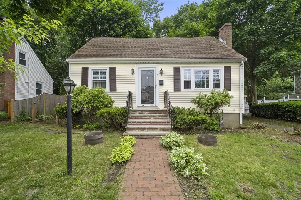 Boston, MA 02136,5 Cranmore Rd