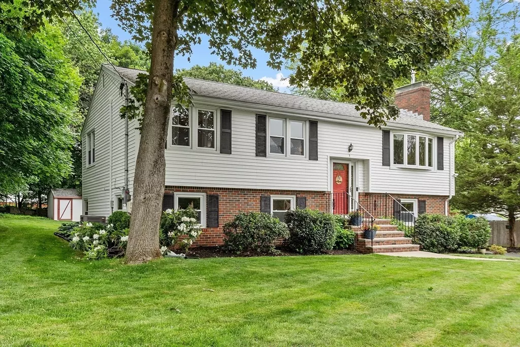 Wilmington, MA 01887,3 Englewood Drive