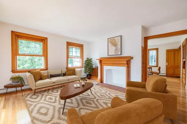 Milton, MA 02186,18 Hawthorn Road #2