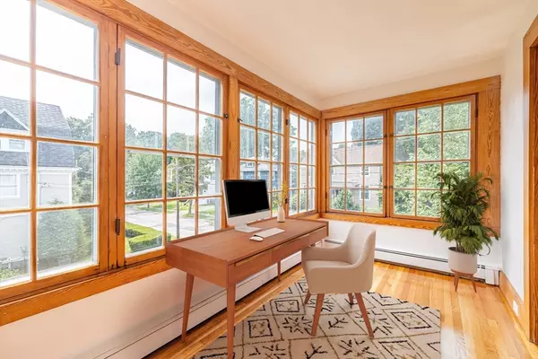 Milton, MA 02186,18 Hawthorn Road #2