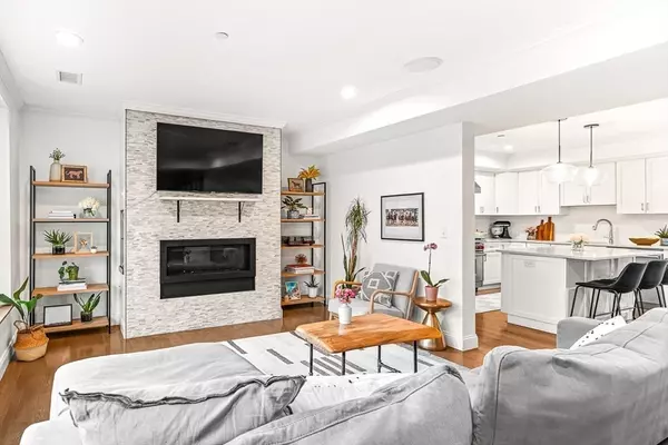 Boston, MA 02127,280 W 5th St #101