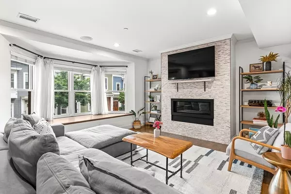 Boston, MA 02127,280 W 5th St #101