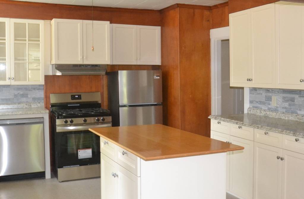 Bridgewater, MA 02324,179 Main Street #179