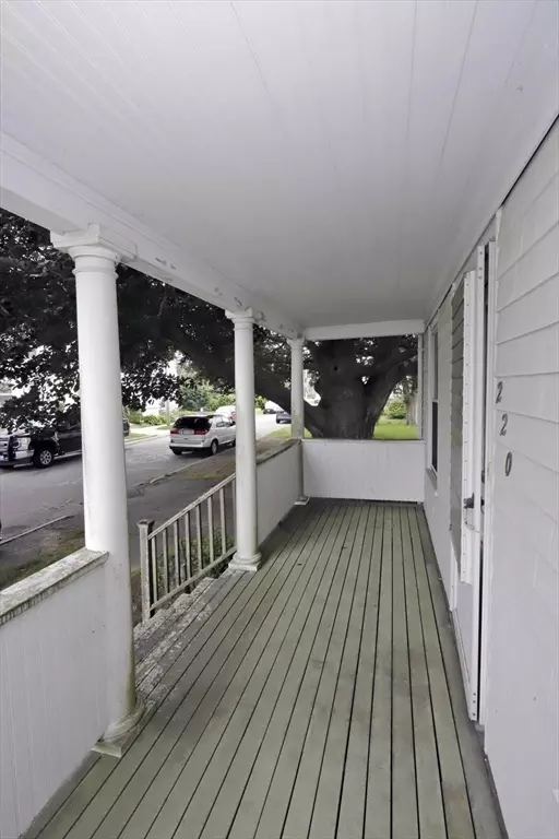 New Bedford, MA 02744,220 Aquidneck St