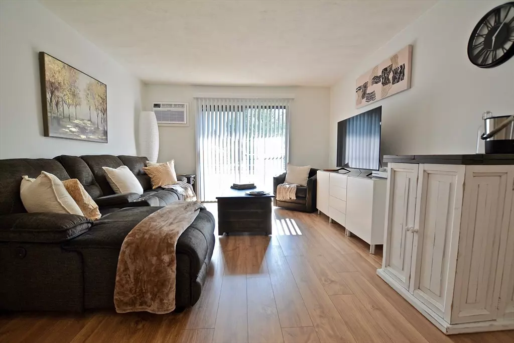 Randolph, MA 02368,151 Bittersweet Ln #208