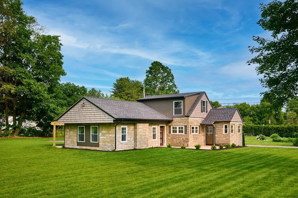 Easthampton, MA 01027,116 Holyoke St