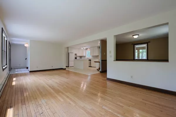 Rehoboth, MA 02769,269 Fairview Ave