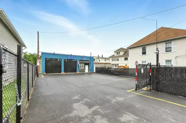 Springfield, MA 01151,6 Rogers Ave