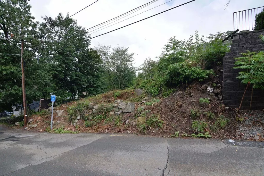Medford, MA 02155,0 Gordon Rd