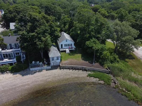 Warren, RI 02885,66-R Beach Street