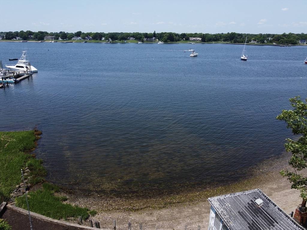 Warren, RI 02885,66-R Beach Street