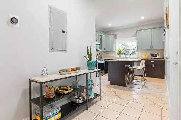 Boston, MA 02129,31 Essex St #2