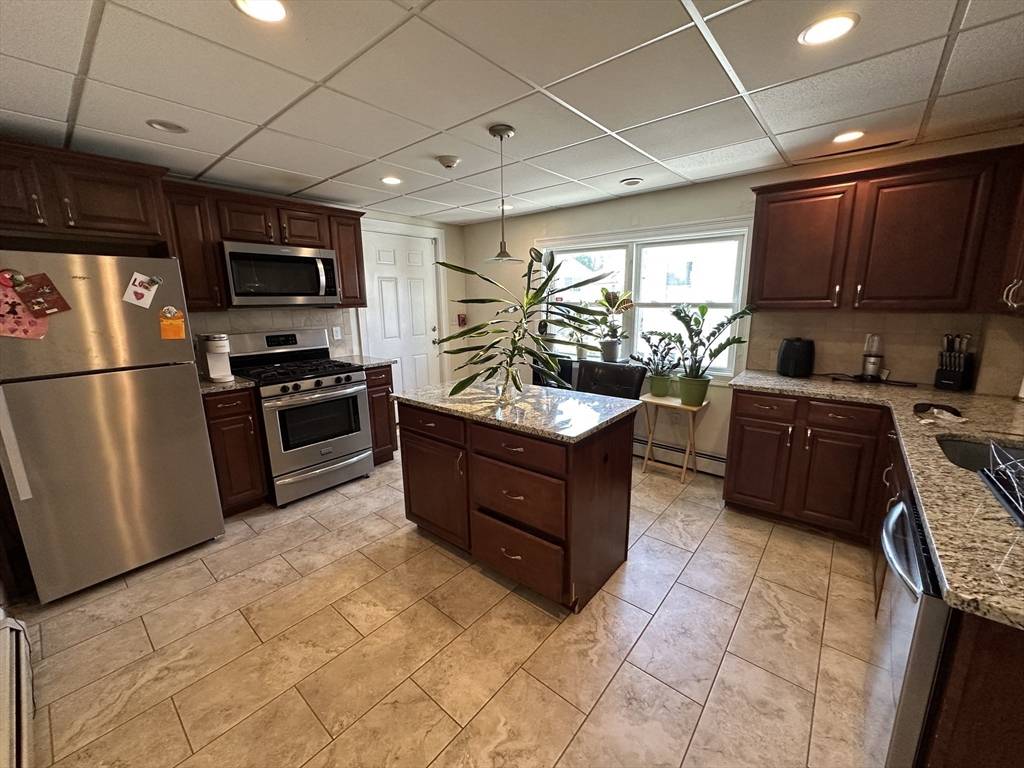 Revere, MA 02151,80 Park Ave #4