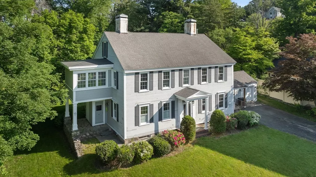 Groveland, MA 01834,285 Main St