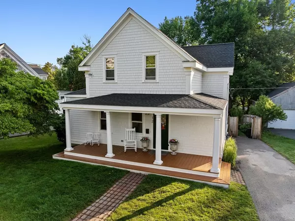 12 Short St, Cohasset, MA 02025