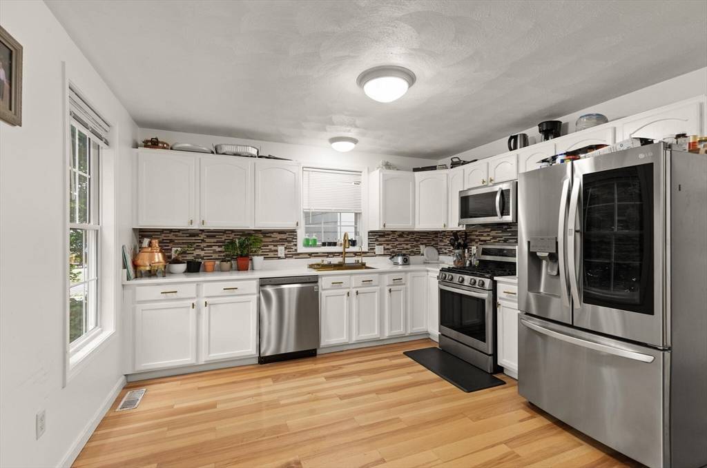 Haverhill, MA 01830,15 North Street #2