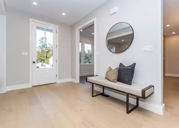 Waltham, MA 02453,22 Irene Circle