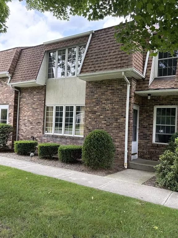 351-355 Main Street #G, Easthampton, MA 01027