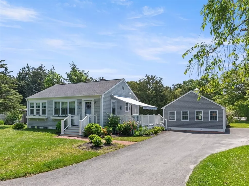 Mattapoisett, MA 02739,2 Port Way