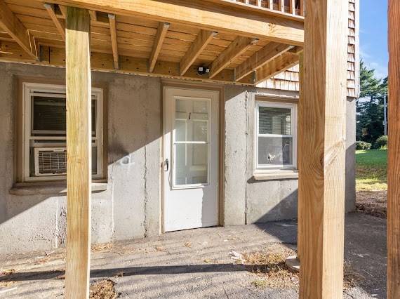 Raynham, MA 02767,517 Judson Street #1