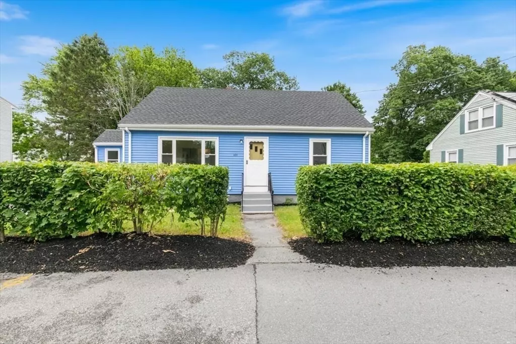 Lowell, MA 01850,691 Beacon St