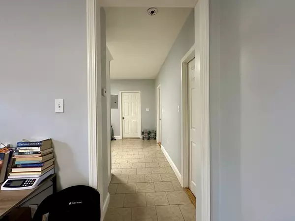 New Bedford, MA 02746,339 N Front Street #1