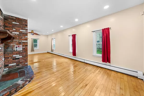 Brockton, MA 02301,222 Menlo St