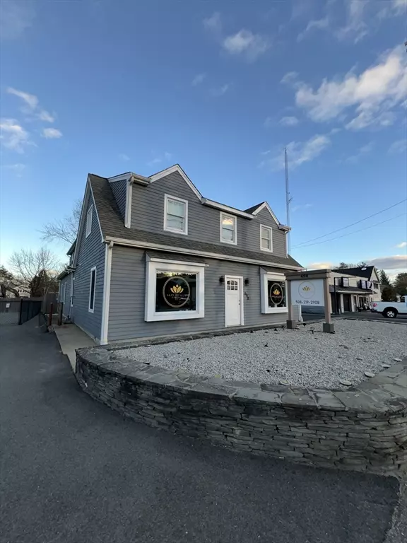 Easton, MA 02375,690 Washington St