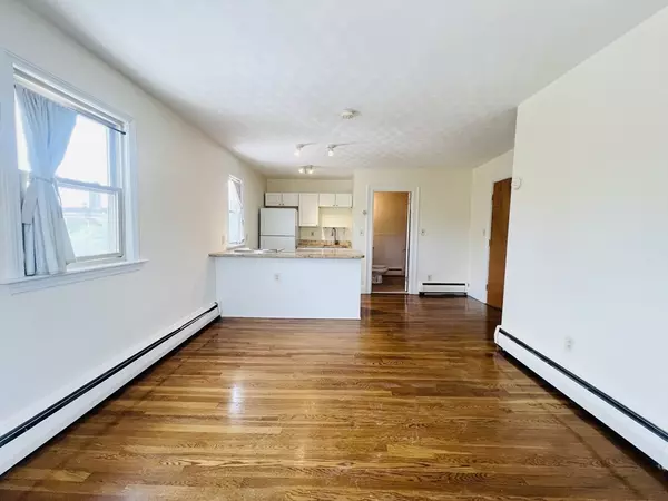 Cambridge, MA 02138,189 Concord Ave #3