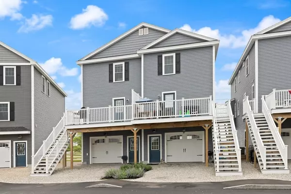 Salisbury, MA 01952,207 Beach Rd #D2