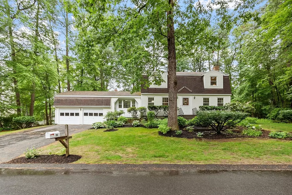 Acton, MA 01720,24 Squirrel Hill Rd