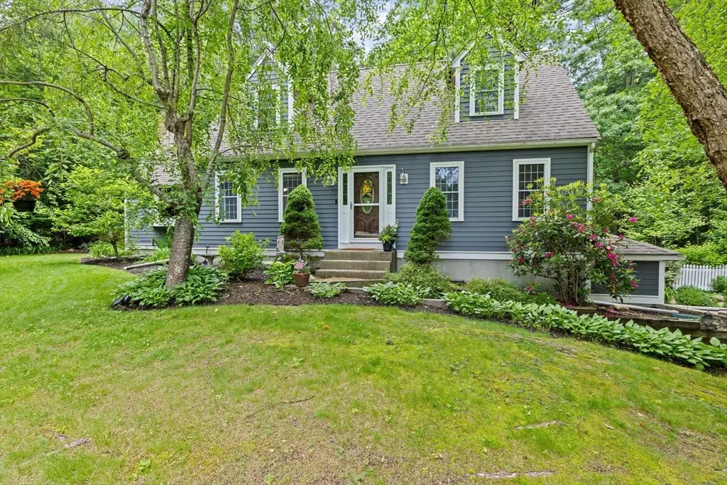 Hanson, MA 02341,109 Thayer Dr
