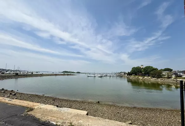 Winthrop, MA 02152,247 Washington Ave #9