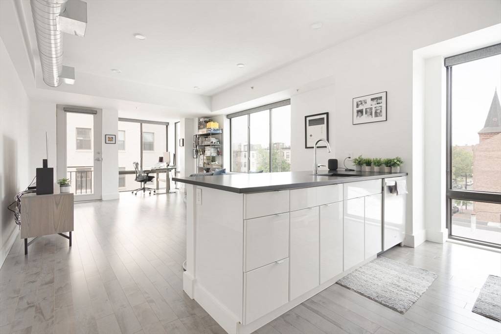 257 Northampton St #409, Boston, MA 02118