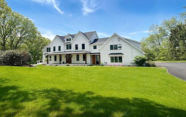 19 Conant Road, Lincoln, MA 01773