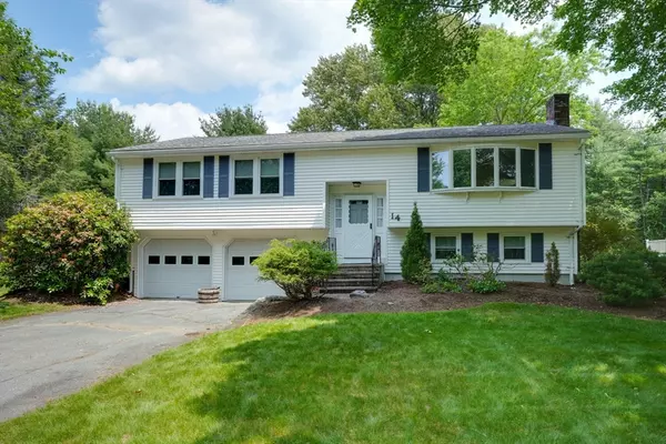 14 Fay Ln, Northborough, MA 01532