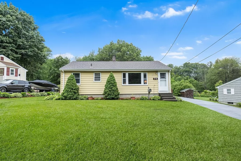Holden, MA 01520,74 Wyoming Dr