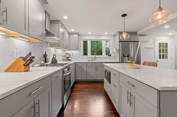 North Reading, MA 01864,191 North St