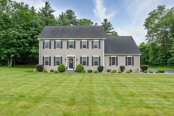 7 Red Gap Rd, Wilbraham, MA 01095