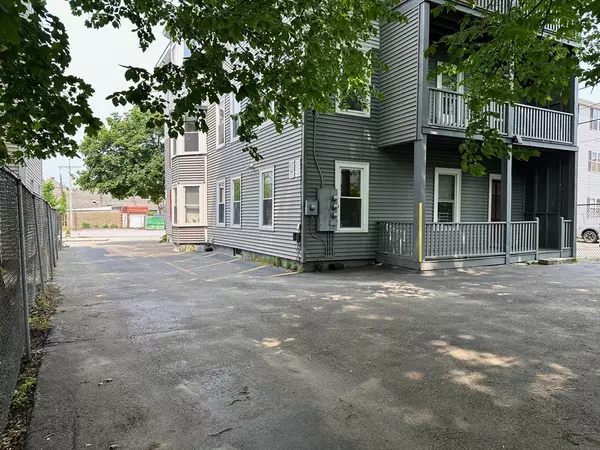 Worcester, MA 01609,34 Wachusett St