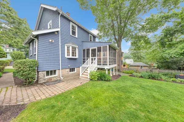 Arlington, MA 02474,85 Sunset Rd