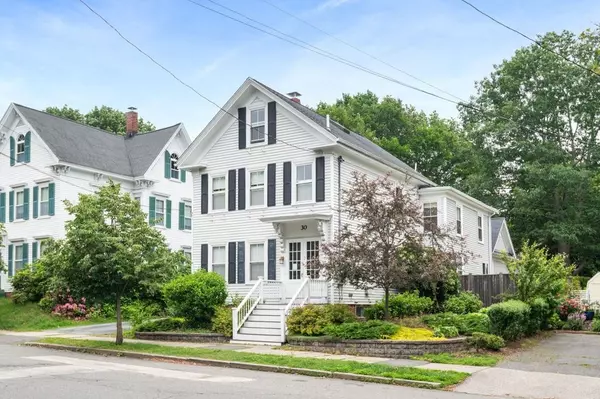 30 Oakland Street #2, Newburyport, MA 01950