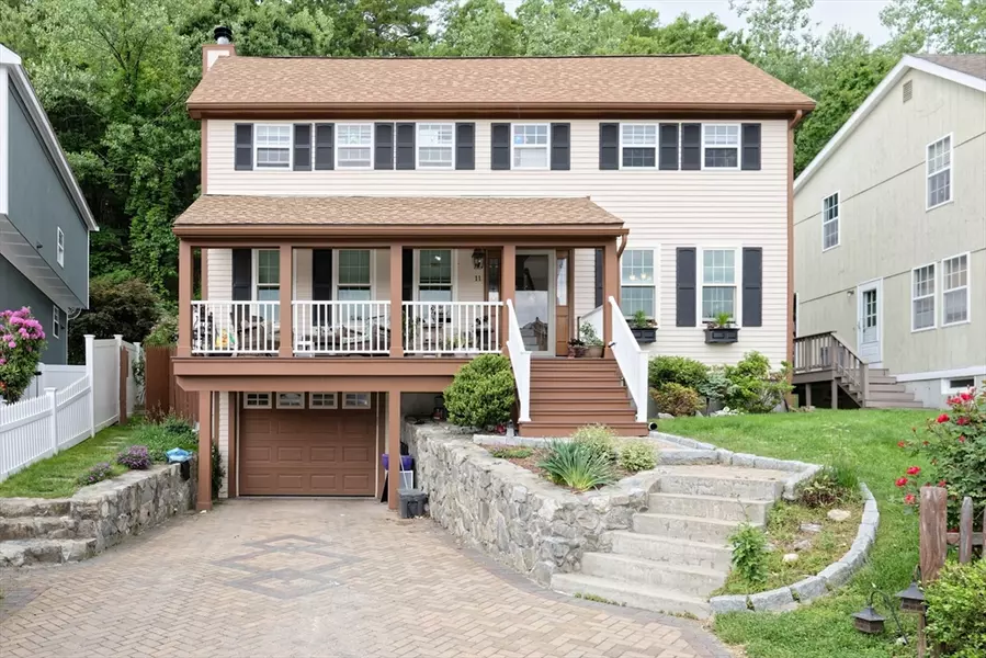 11 Azalea Ln #11, Marlborough, MA 01752