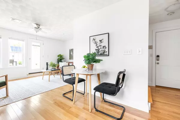 Somerville, MA 02145,25 Cross St #4